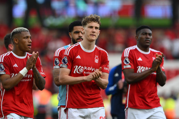 变得无力回 变得无力回